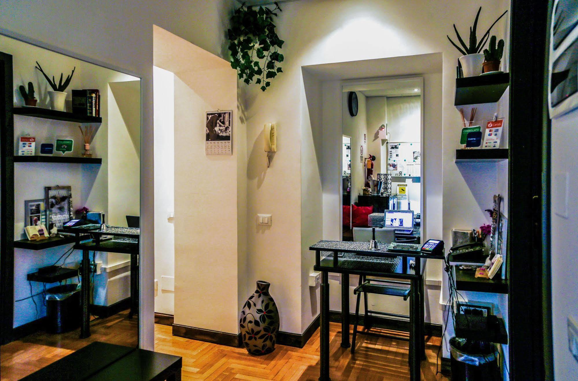 Caroline Rooms Roma Exterior foto